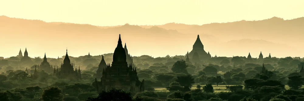 Birmania - Bagan vor Sonnenuntergang - fotokunst de Jean Claude Castor