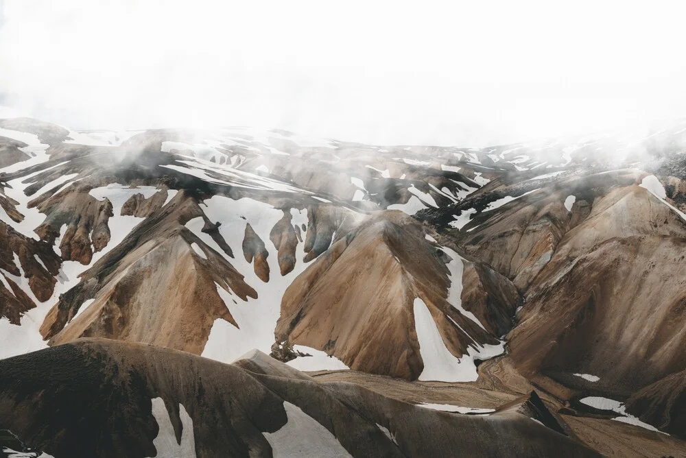 Montañas neblinosas - Fotografía artística de Christian Hartmann