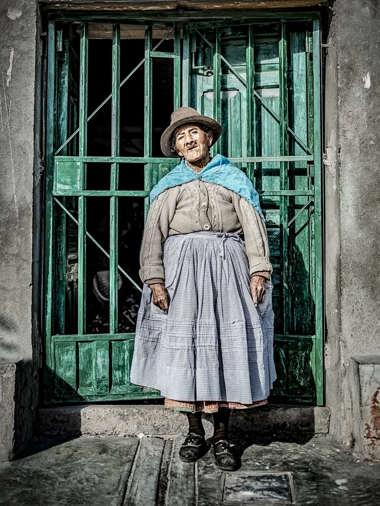 Una hermosa anciana es una obra de arte - fotokunst von Brian Decrop