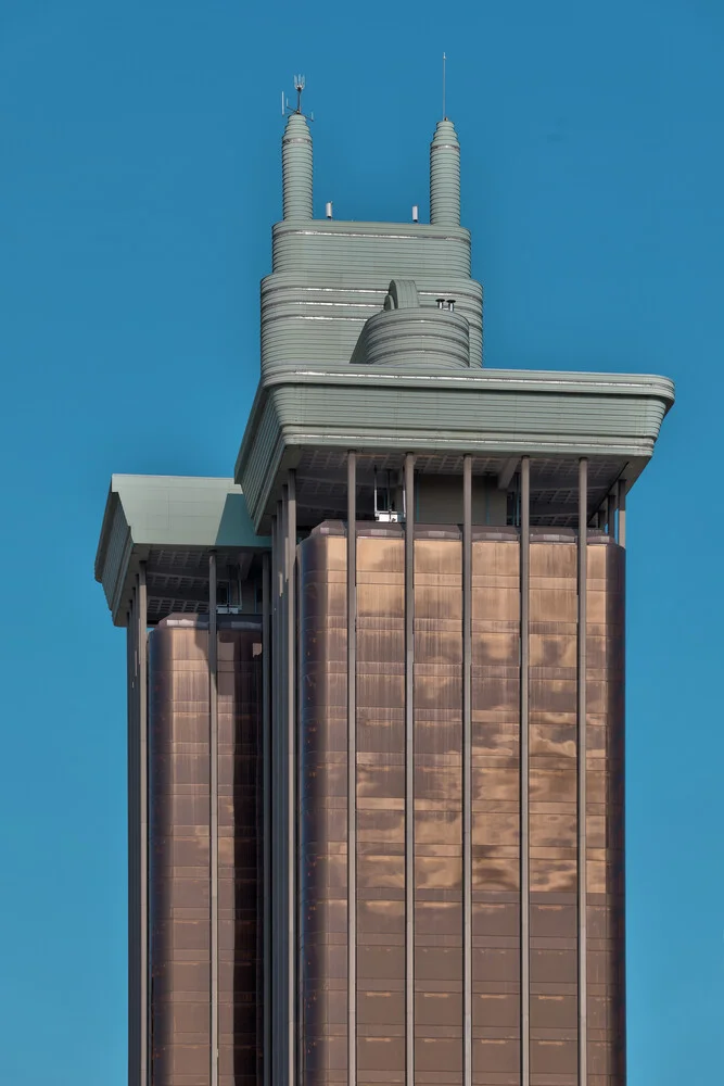 Torre Colón - Fotografía artística de Michael Belhadi