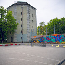 Franz Sussbauer, Asphalt, graffiti and tower (Alemania, Europa)