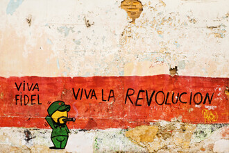 Victoria Knobloch, Viva La Revolución (Cuba, América Latina y el Caribe)