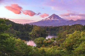 Neuseeland Monte Taranaki en el lago Mangamahoe - Fotografía artística de Jean Claude Castor