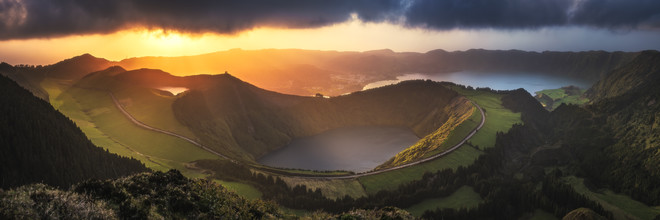 Jean Claude Castor, lago del cráter de las Azores (Portugal, Europa)