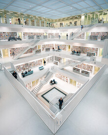 Dimitri Luft, Biblioteca (Alemania, Europa)