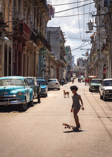 Phyllis Bauer, patinando en La Habana