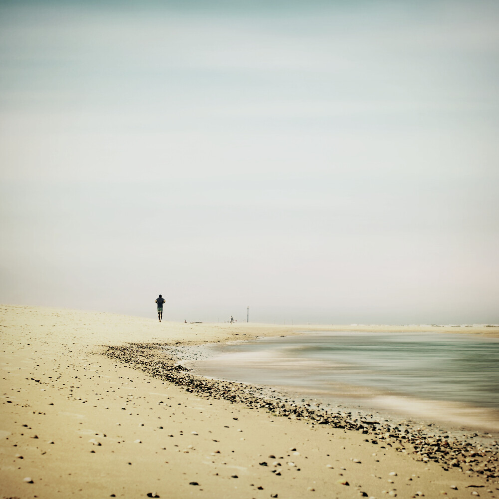 strandläufer - Photographie d'art par Manuela Deigert