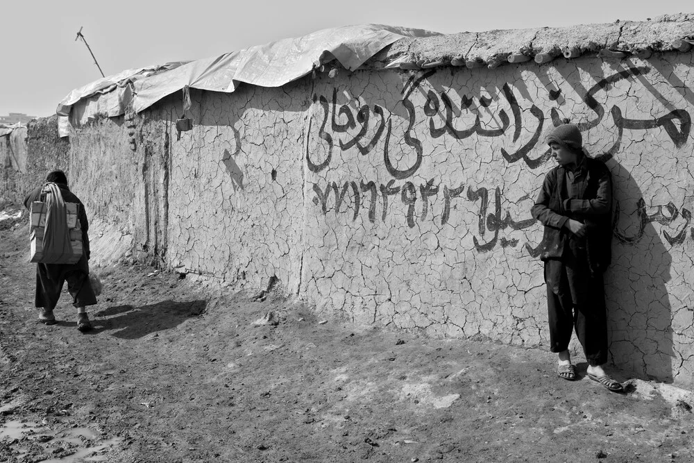 Camp de réfugiés à Kaboul - fotokunst von Christina Feldt