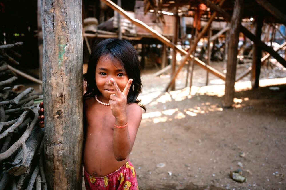 Cambodge Kompong Pluck - Photographie d'art par Jim Delcid