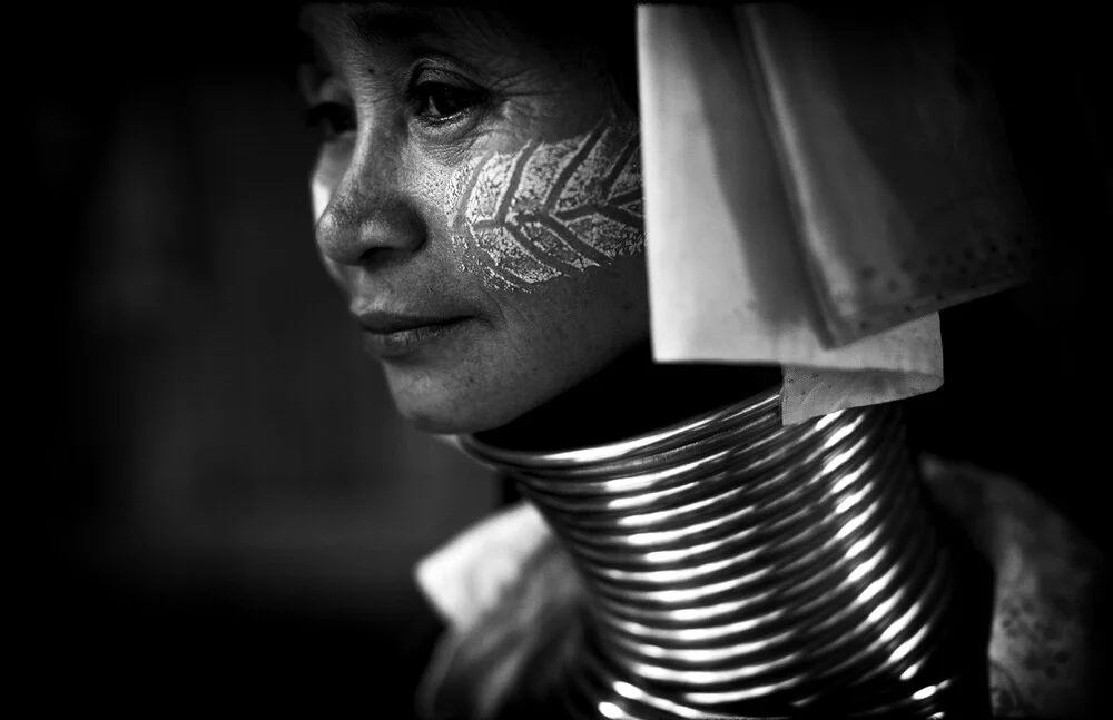 Long neck - Photographie d'art par Ingetje Tadros