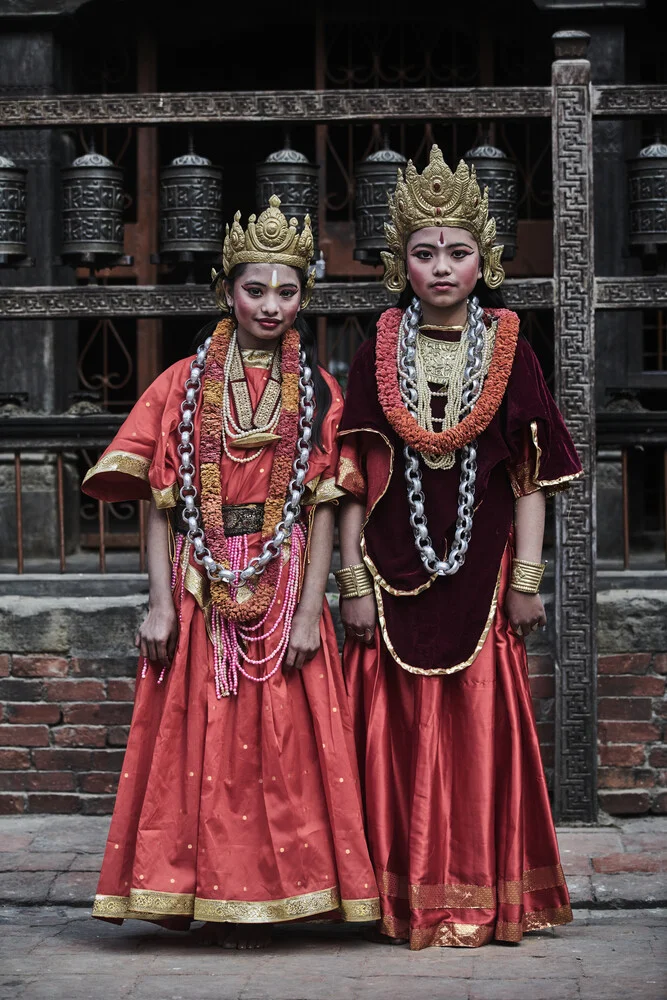 Filles Newari du Népal - Photographie fineart de Jan Møller Hansen