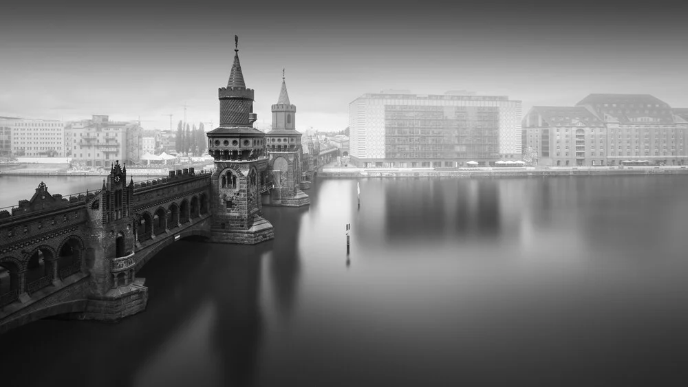 Oberbaumbrücke Berlin - Photographie d'art par Ronny Behnert