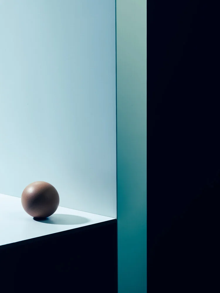 One Egg - Photographie d'art par Stéphane Dupin