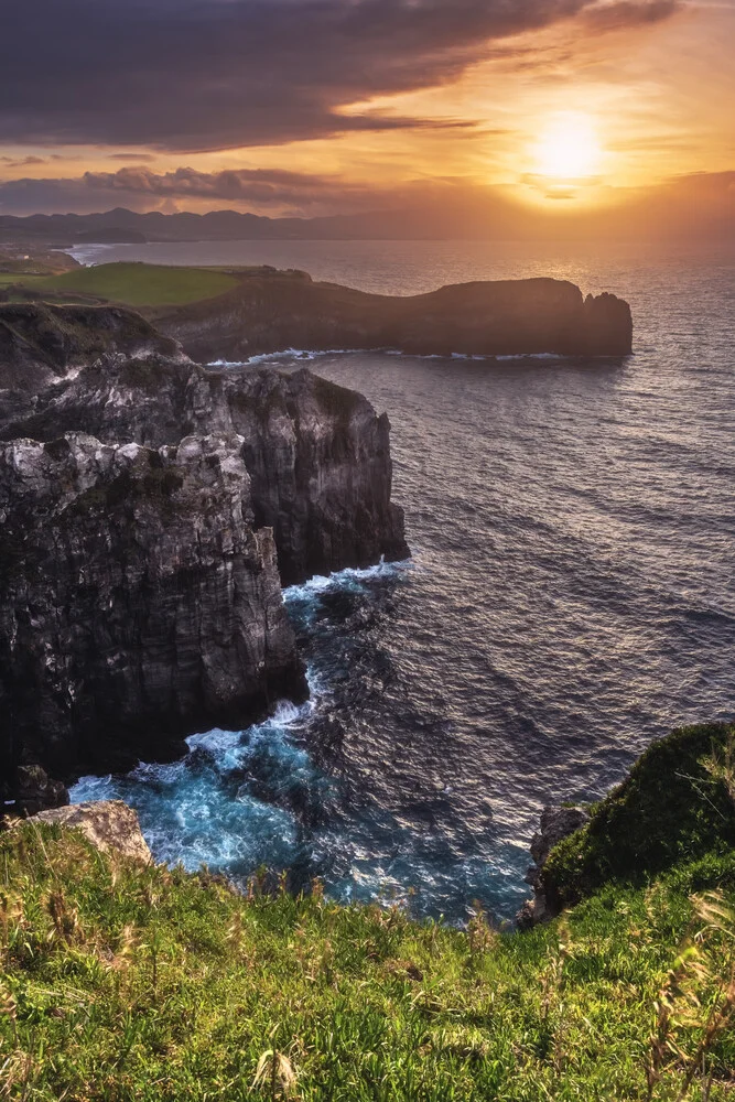 Açores Côte Sao Miguel au coucher du soleil - Photographie fineart de Jean Claude Castor