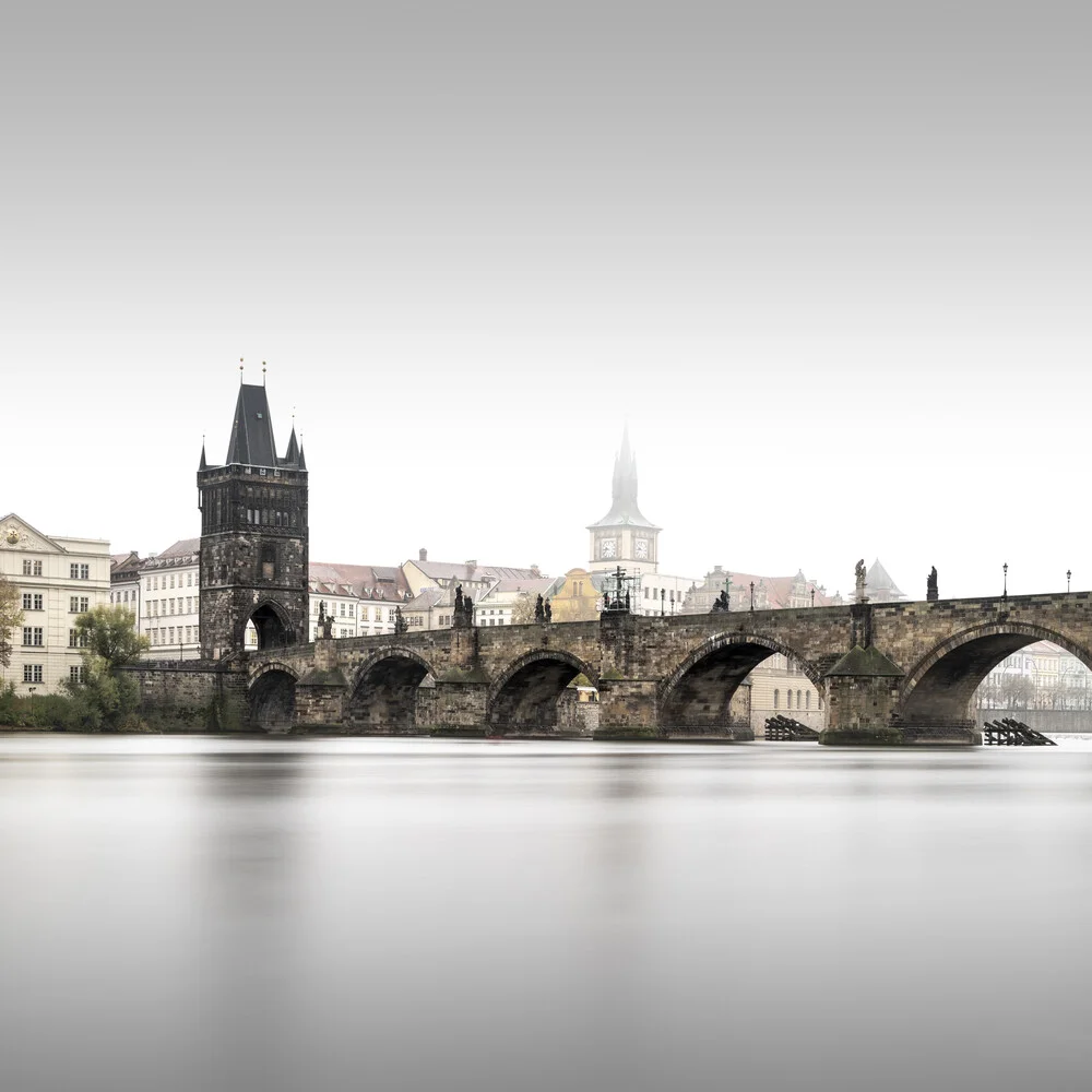 Karlsbrücke à Prague - Photographie d'art par Ronny Behnert