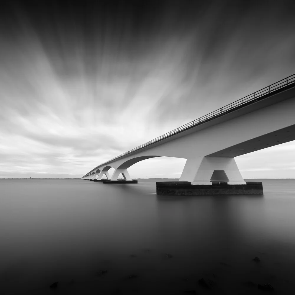 Zeelandbrücke - Photographie d'art par Stephan Opitz