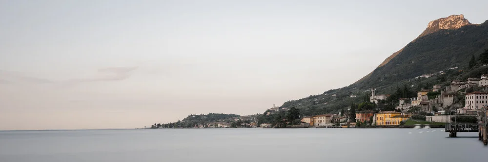 Panorama Lago di Garda - Gargnano - Photographie d'art par Dennis Wehrmann