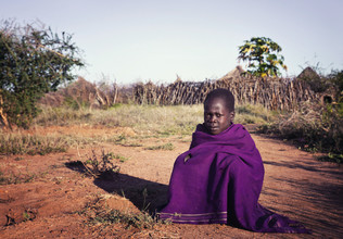 Victoria Knobloch, Enfant à Karamoja (Ouganda, Afrique)