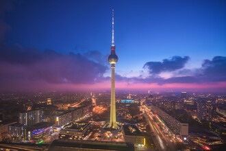 Jean Claude Castor, TV Tower Berlin pendant l'Heure Bleue (Allemagne, Europe)