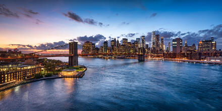 Jan Becke, Manhattan Skyline et Brooklyn Bridge - États-Unis, Amérique du Nord)