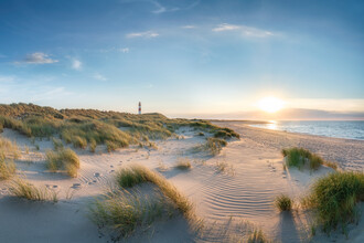 Jan Becke, Coucher de soleil sur la côte de la mer du Nord à Sylt (Allemagne, Europe)