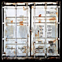 Florian Paulus, l'amour du container | blanc (Allemagne, Europe)