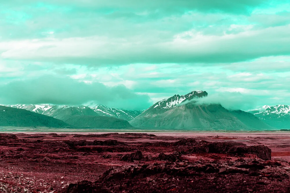 montagne di campo rosso - Fotografia Fineart di Susanne Kreuschmer