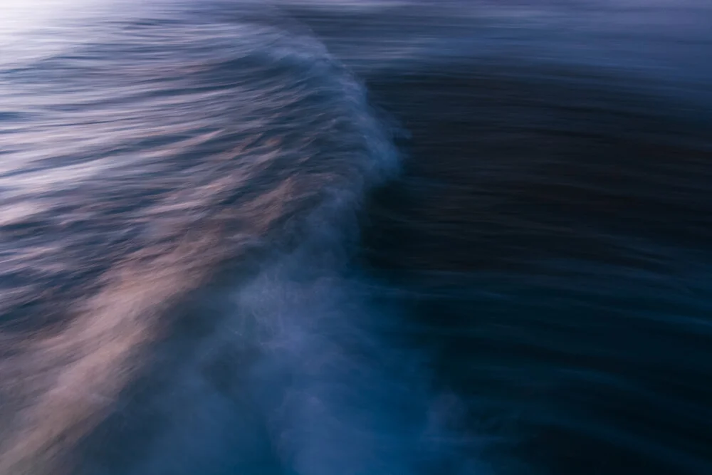 L'unicità delle onde XX - Fotografia Fineart di Tal Paz-fridman