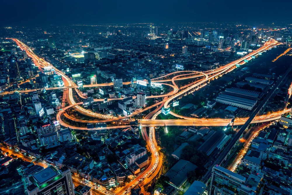 Veduta aerea di Bangkok di notte - Fotografia Fineart di Jan Becke