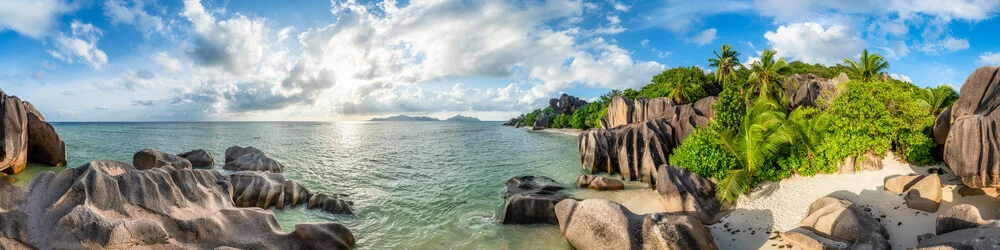 Panorama della spiaggia alle Seychelles - Fotografia Fineart di Jan Becke