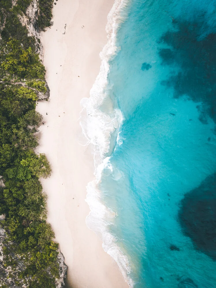 lato spiaggia tropicale - Fotografia Fineart di Leander Nardin