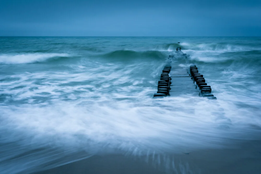 Stormy Sea - Fotografia Fineart di Martin Wasilewski