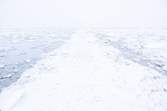 Schoo Flemming, strada ghiacciata verso il nulla (Germania, Europa)