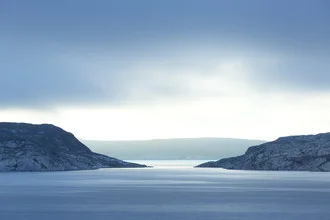 Costa occidentale della Groenlandia - baia affascinante - Fotografia Fineart di Stefan Blawath