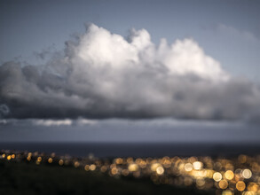 Vera Mladenovic, Clouds Waves - Stati Uniti, Nord America)