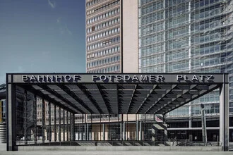 Berlino 2020 n. 7 - Fotografia Fineart di Michael Belhadi