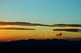 Sunset in the Valley - Fotografia Fineart di Michael Brandone