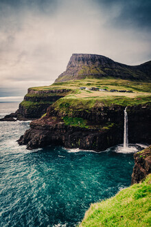 Eva Stadler, Cascata iconica delle Isole Faroe (Isole Faroe, Europa)