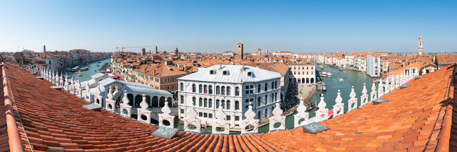Jan Becke, Sopra i tetti di Venezia (Italia, Europa)
