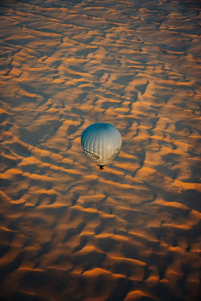 Luchtballonvaart bij zonsopgang II - Fineart fotografie door André Alexander