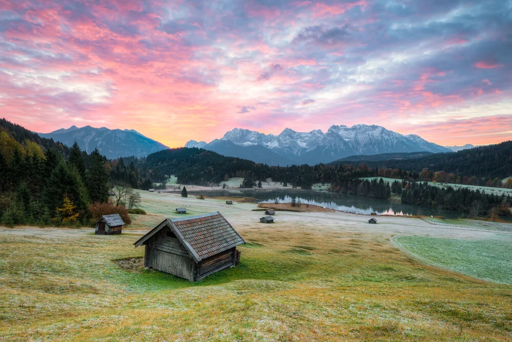Ijzige ochtend bij meer Gerold in Beieren - fotografie Fineart door Michael Valjak