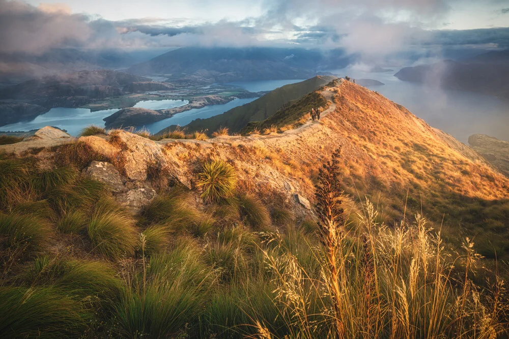 Neuseeland Roy's Peak bei Sonnenaufgang - Fineart-fotografie door Jean Claude Castor