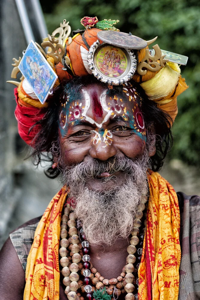 Happy Sadhu - Fineart fotografie door Jagdev Singh