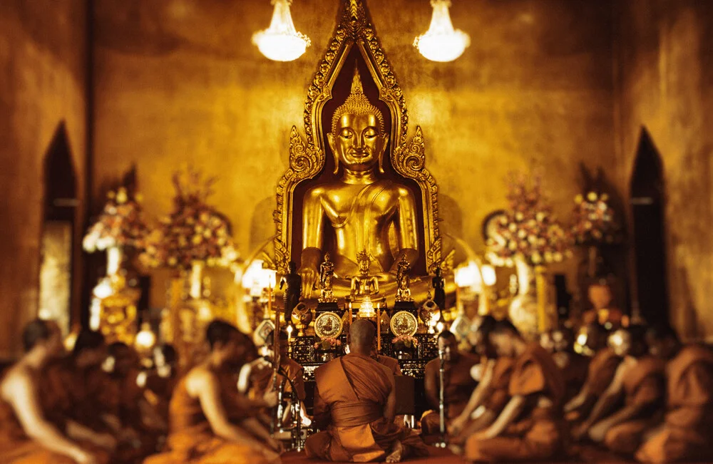 Mönche in Bangkok - fotokunst van Victoria Knobloch