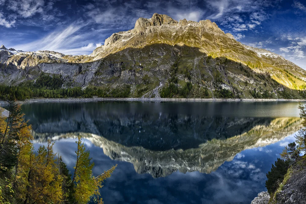 Lake de Tseuzier-C, Zwitserland - fotokunst von Franzel Drepper