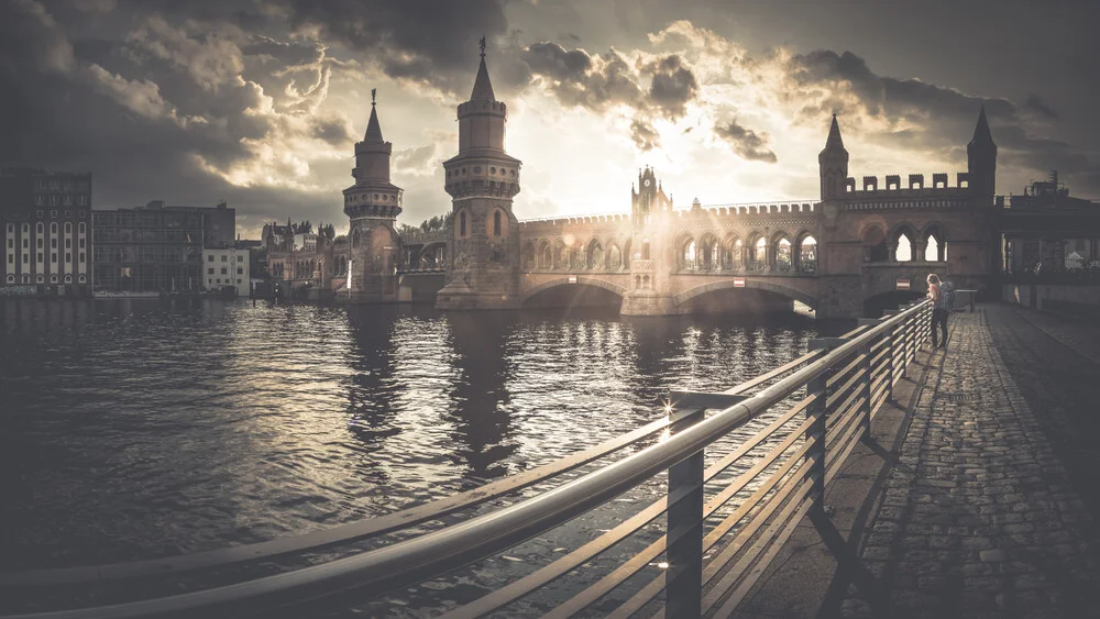 Oberbaumbrücke - fotokunst van Ronny Behnert