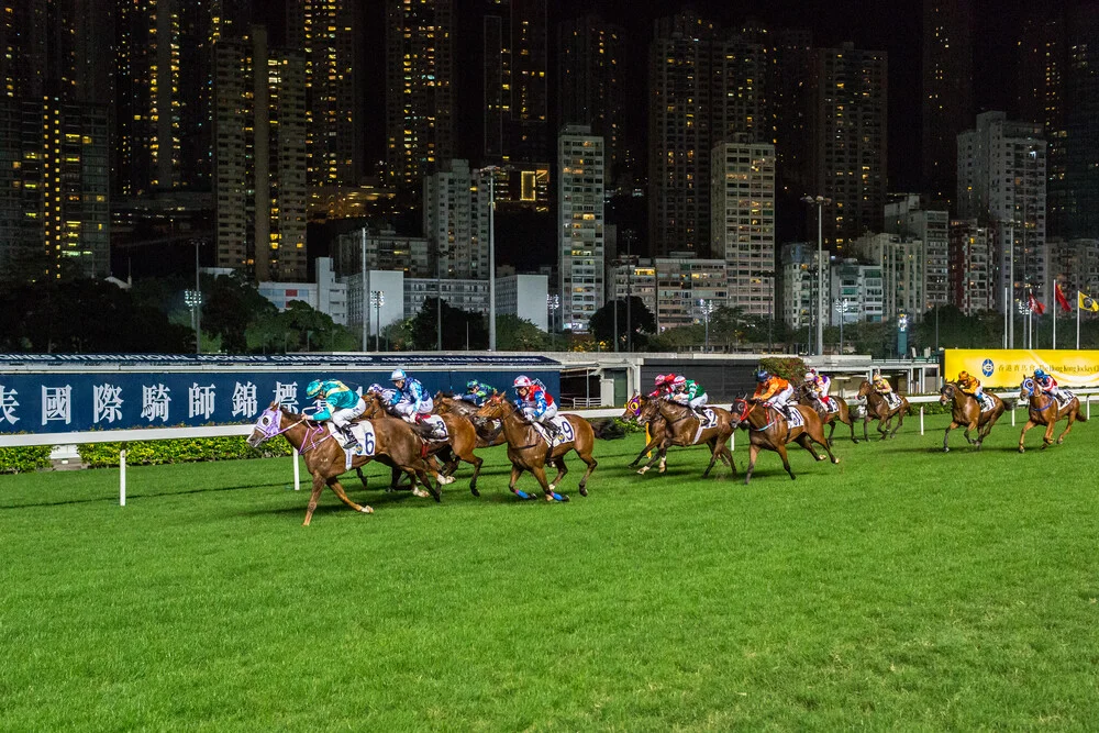 Hong Kong races - Fineart fotografie door Arno Simons