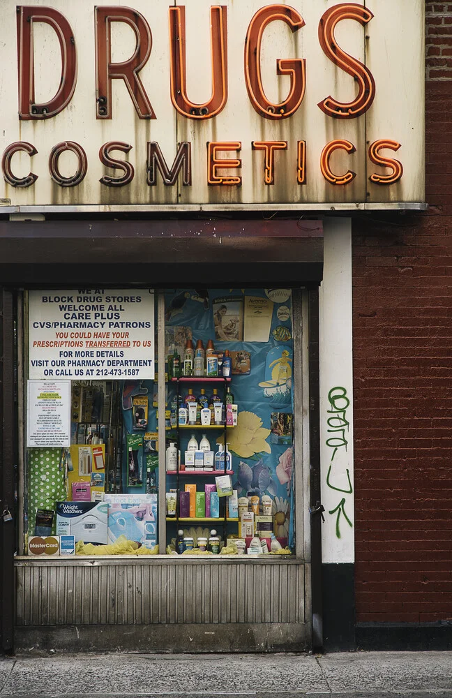 East Village's Drugs - fotokunst door Gaspard Walter
