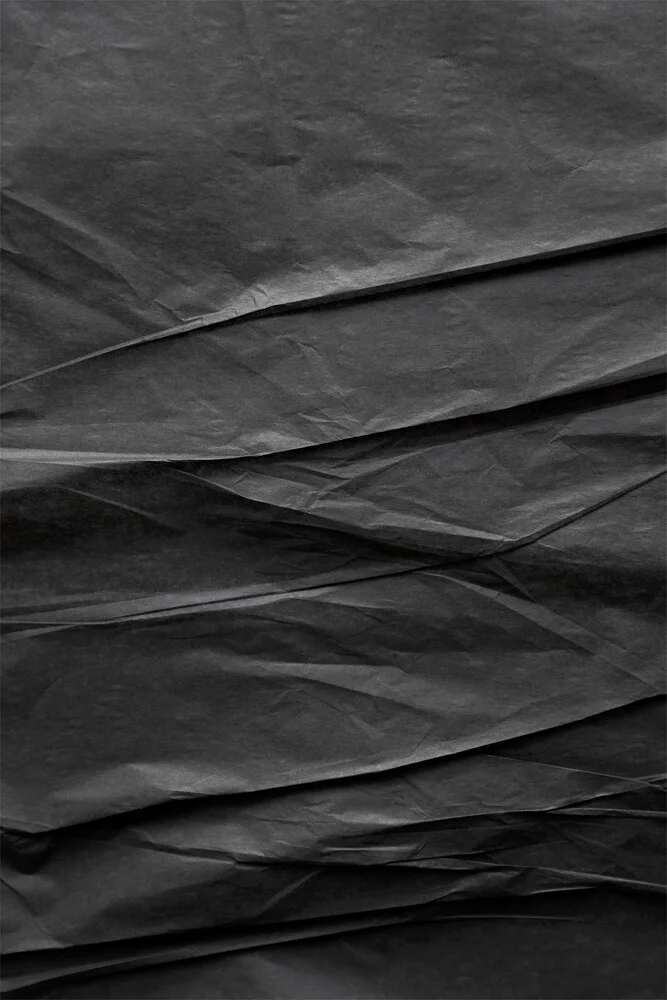 Zwart papier landschap #2 - Fineart fotografie door Studio Na.hili