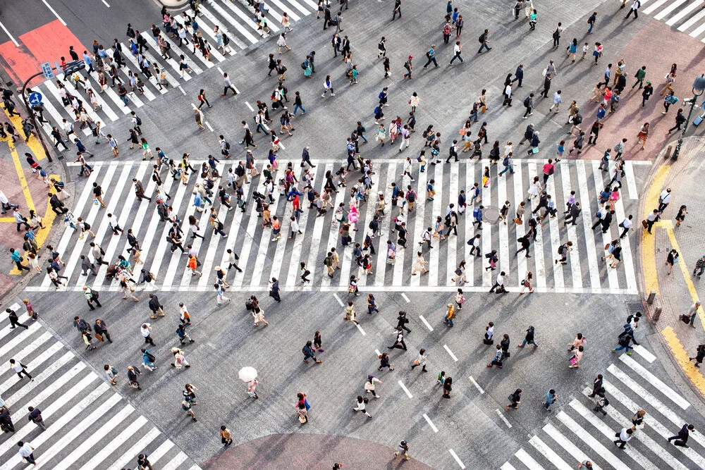 Shibuya Crossing in Tokyo Japan - Fineart fotografie door Jan Becke
